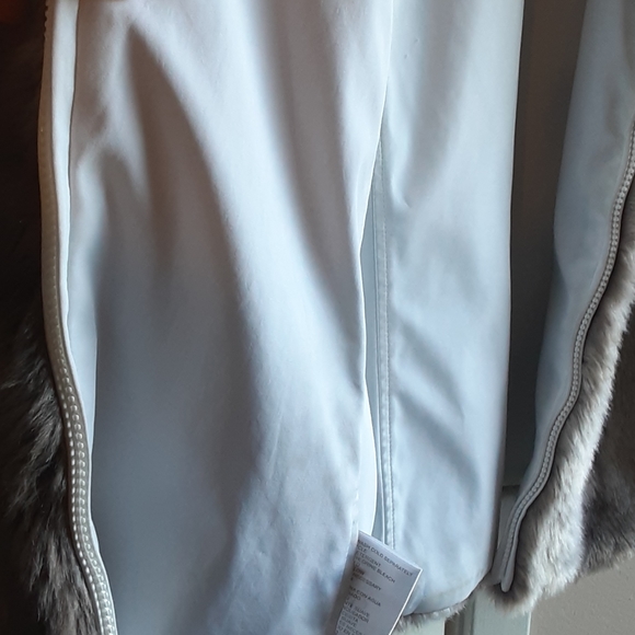 Kristen Blake faux fur vest large - Picture 4 of 8